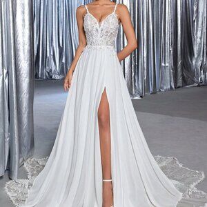 White Women's Elegant Luxurious Embroidery Wedding dress